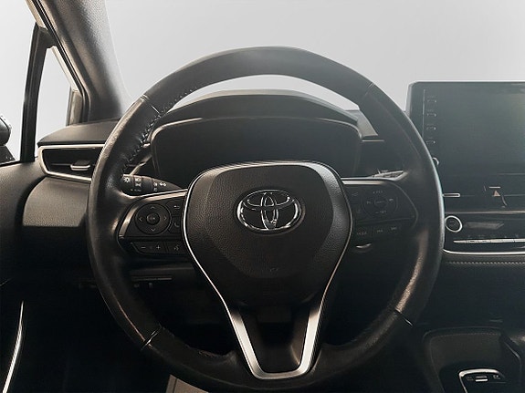 Toyota Corolla 10 of 12