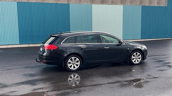Opel Insignia 2 of 15