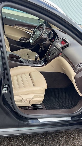 Opel Insignia 14 of 15