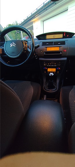 Citroen C4 9 of 14