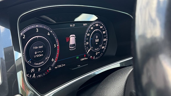 Volkswagen Tiguan 12 of 25