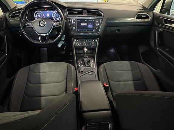 Volkswagen Tiguan 9 of 25