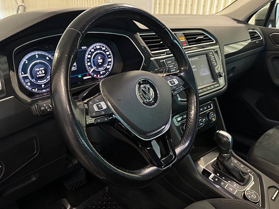Volkswagen Tiguan 11 of 25