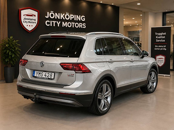 Volkswagen Tiguan 2 of 25