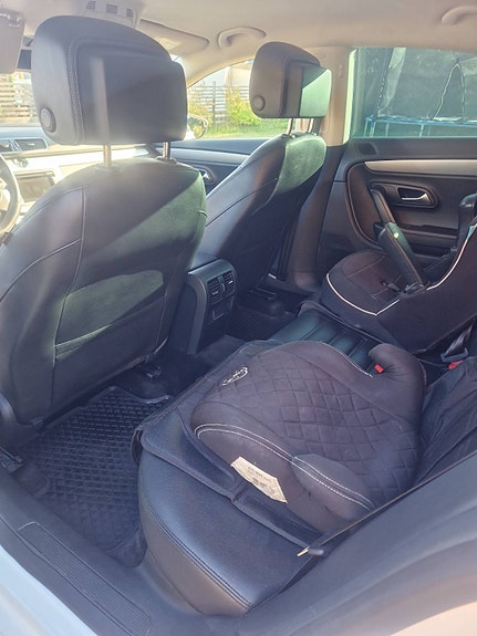 Volkswagen CC 7 of 8