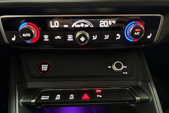 Audi Q3 22 of 28