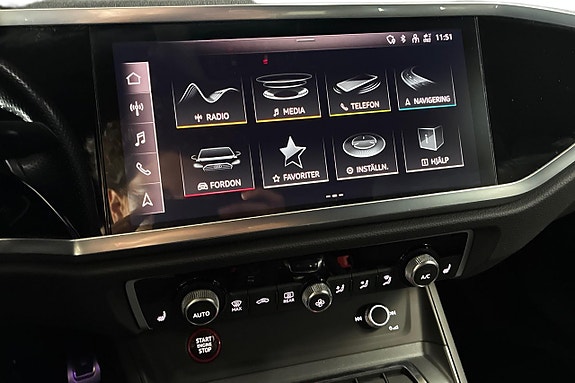 Audi Q3 19 of 28