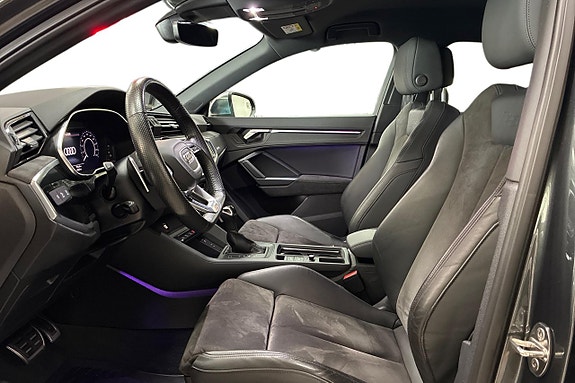 Audi Q3 13 of 28