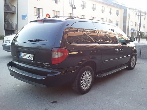 Chrysler Grand Voyager 3 of 8