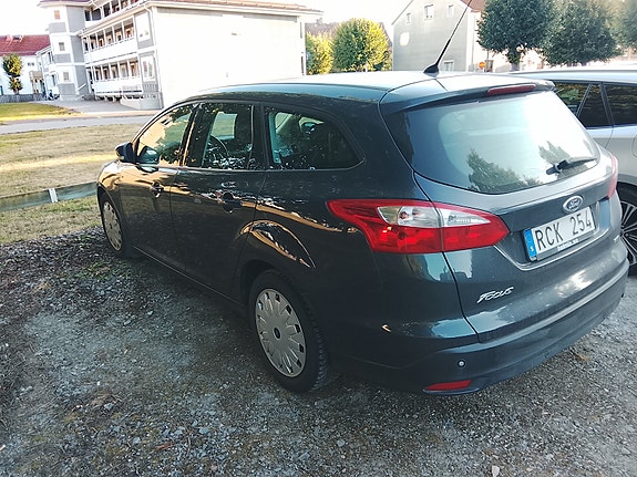 Ford Focus 3 of 6
