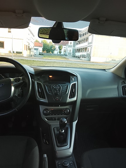 Ford Focus 4 of 6
