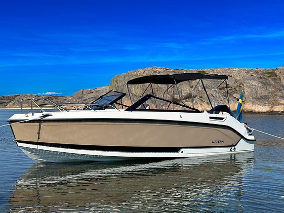 Uttern D65 – Mercury 200 hk V6 – välutrustad & mycket fint skick 4 of 4