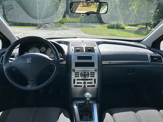 Peugeot 407 8 of 10