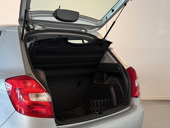 Skoda Fabia 5 of 16