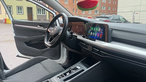 Volkswagen Golf VIII 6 of 8