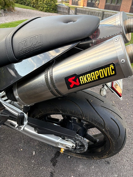 KTM Superduke 990 3 of 5