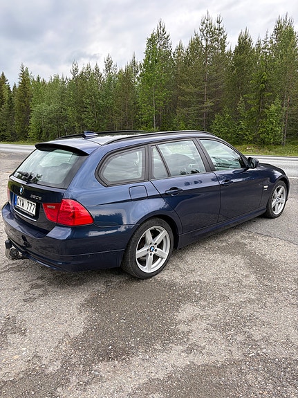 BMW 320d 3 of 8