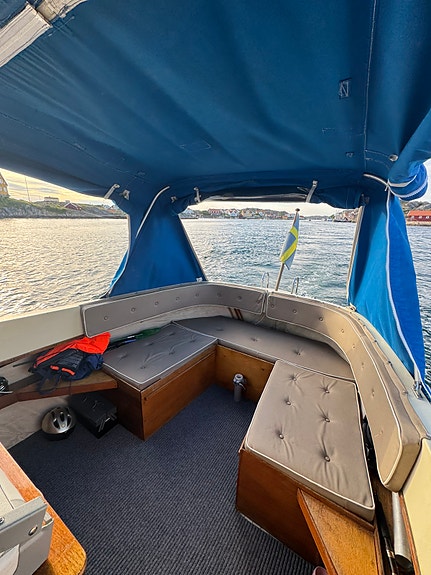 Nidelv 24 - välfungerande och med U-soffan 3 of 8