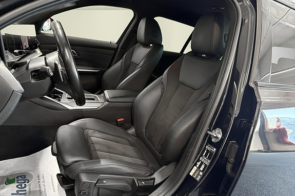 BMW 330e 14 of 29