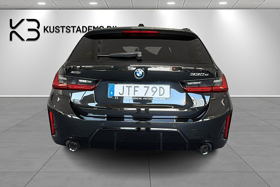 BMW 330e 4 of 29