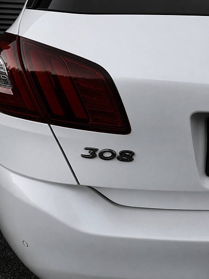 Peugeot 308 3 of 17