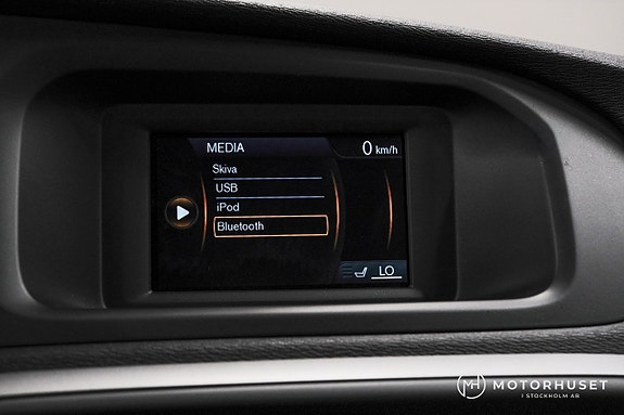 Volvo V40 13 of 17