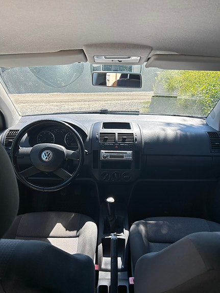 Volkswagen Polo 3 of 7