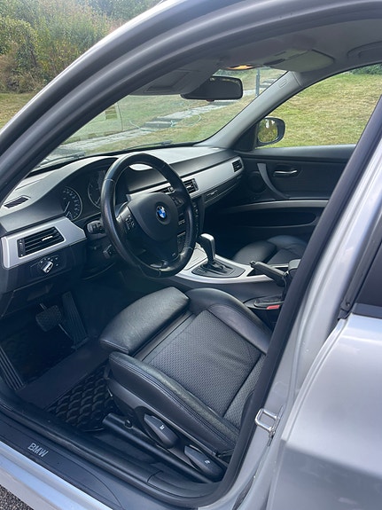 BMW 320d 6 of 8