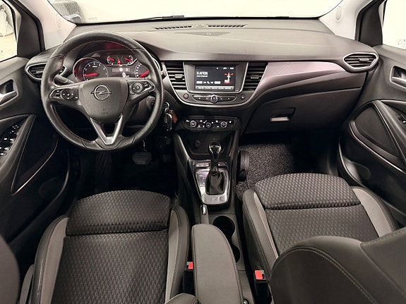 Opel Crossland X 14 of 28