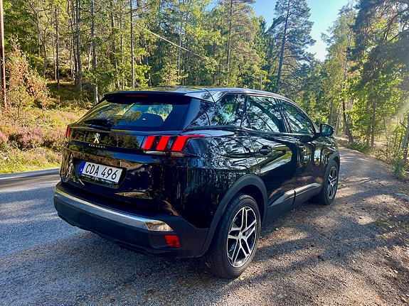 Peugeot 3008 3 of 8