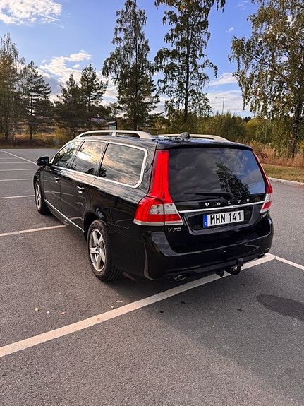 Volvo V70 11 of 18