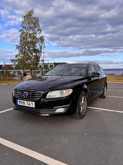 Volvo V70 4 of 18