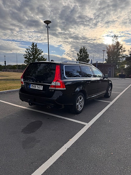 Volvo V70 10 of 18