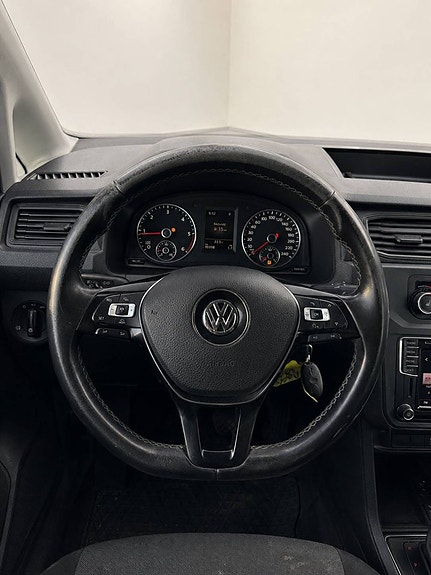 Volkswagen Caddy Maxi 10 of 13