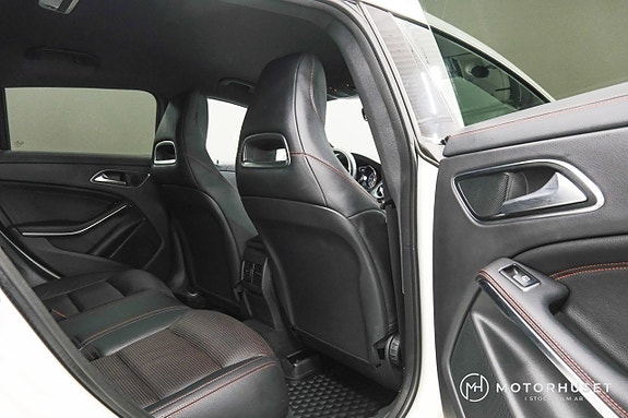 Mercedes-Benz CLA200 11 of 23