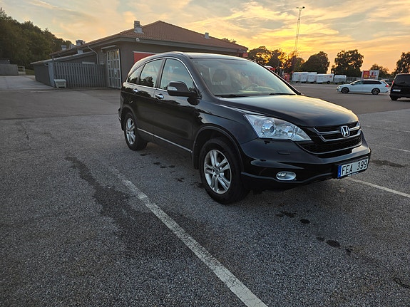 Honda CR-V 2 of 10