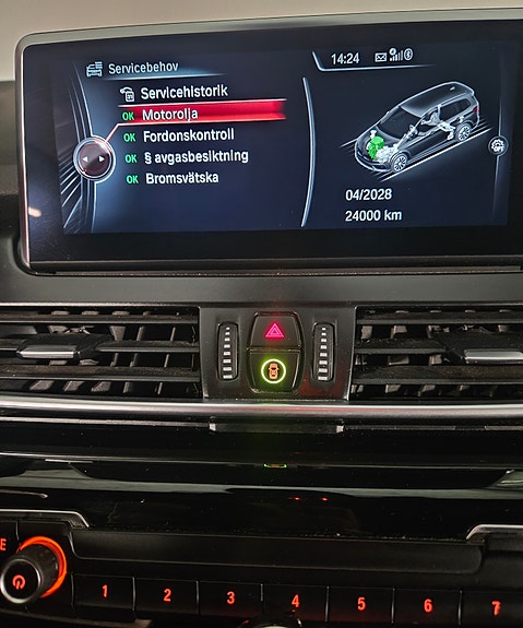 BMW 220d 11 of 20