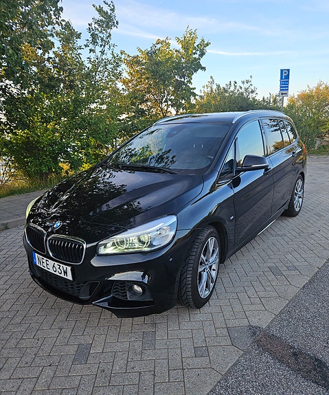 BMW 220d 2 of 20