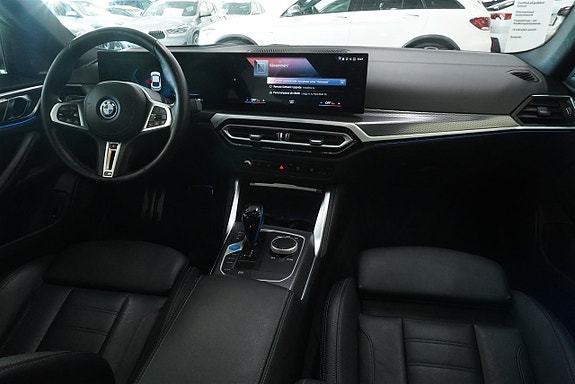 BMW i4 9 of 11