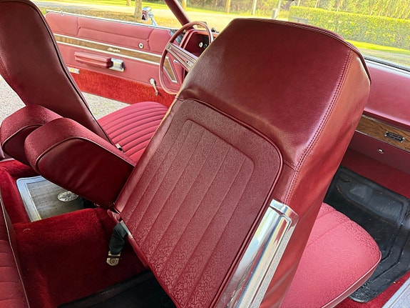 Ford LTD 21 of 30
