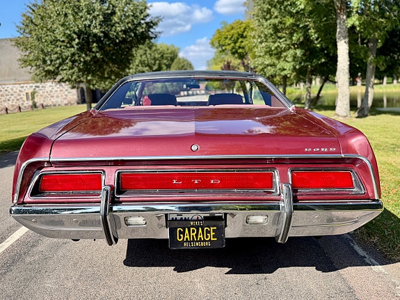Ford LTD 7 of 30