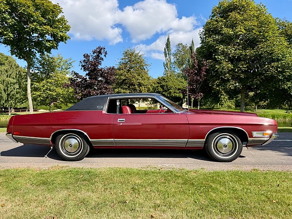 Ford LTD 5 of 30
