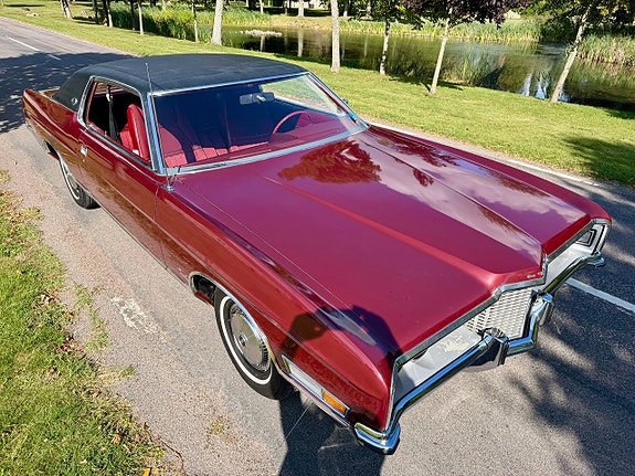 Ford LTD 10 of 30
