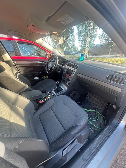 Volkswagen Golf VII 4 of 5