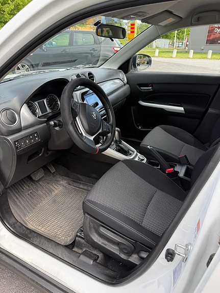 Suzuki Vitara 8 of 21