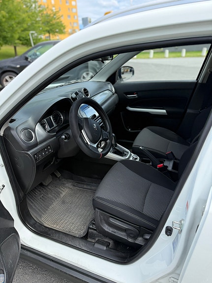Suzuki Vitara 5 of 21