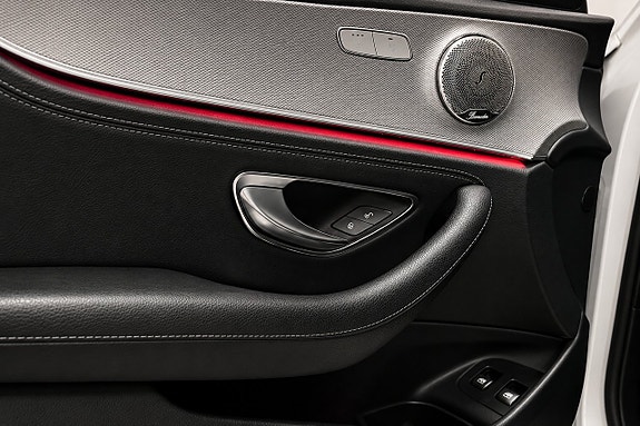 Mercedes-Benz E220 d 22 of 22