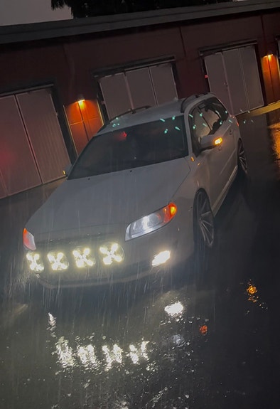 Volvo V70 5 of 5