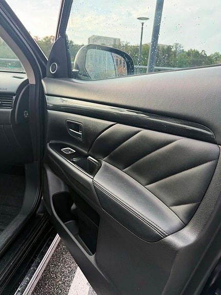 Mitsubishi Outlander 6 of 15