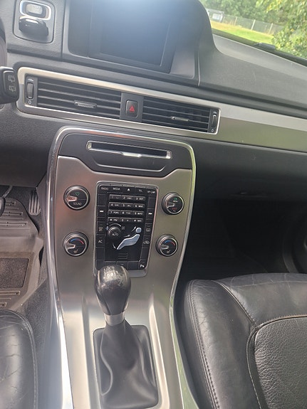 Volvo V70 7 of 7